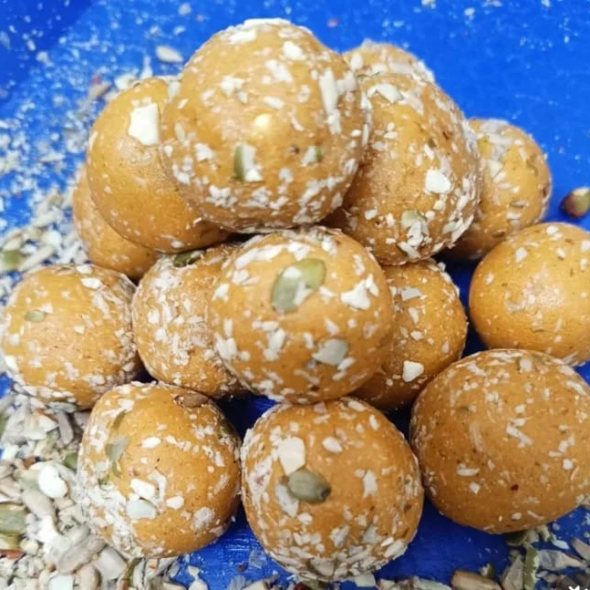 Premium Vegan Besan Laddu (500g)