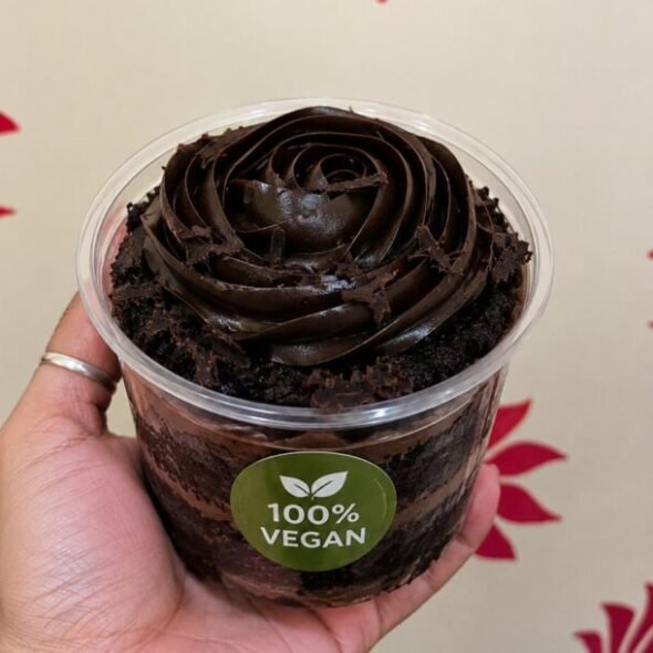 Chocolate Vegan Cake Tub – Rich Eggless...
